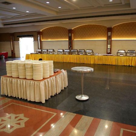 Hotel Swagath Grand Nagole Хидерабад Екстериор снимка