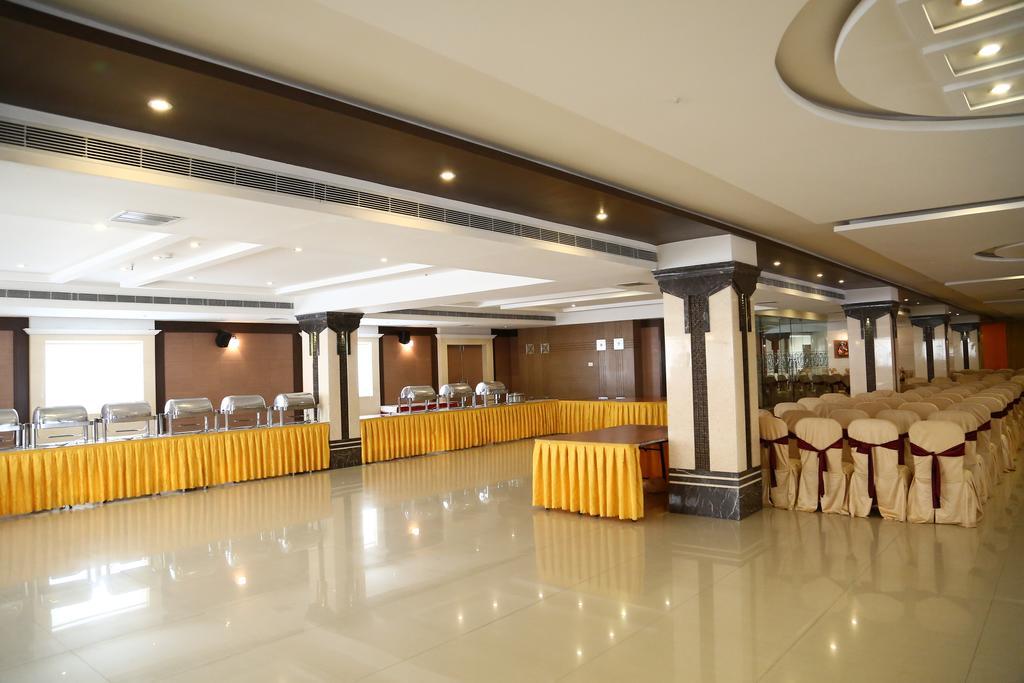 Hotel Swagath Grand Nagole Хидерабад Екстериор снимка