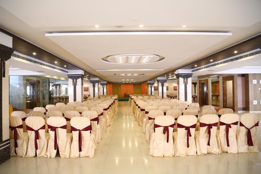Hotel Swagath Grand Nagole Хидерабад Екстериор снимка