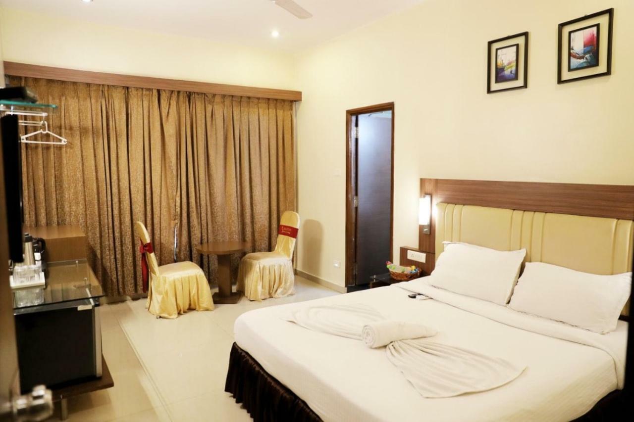 Hotel Swagath Grand Nagole Хидерабад Екстериор снимка