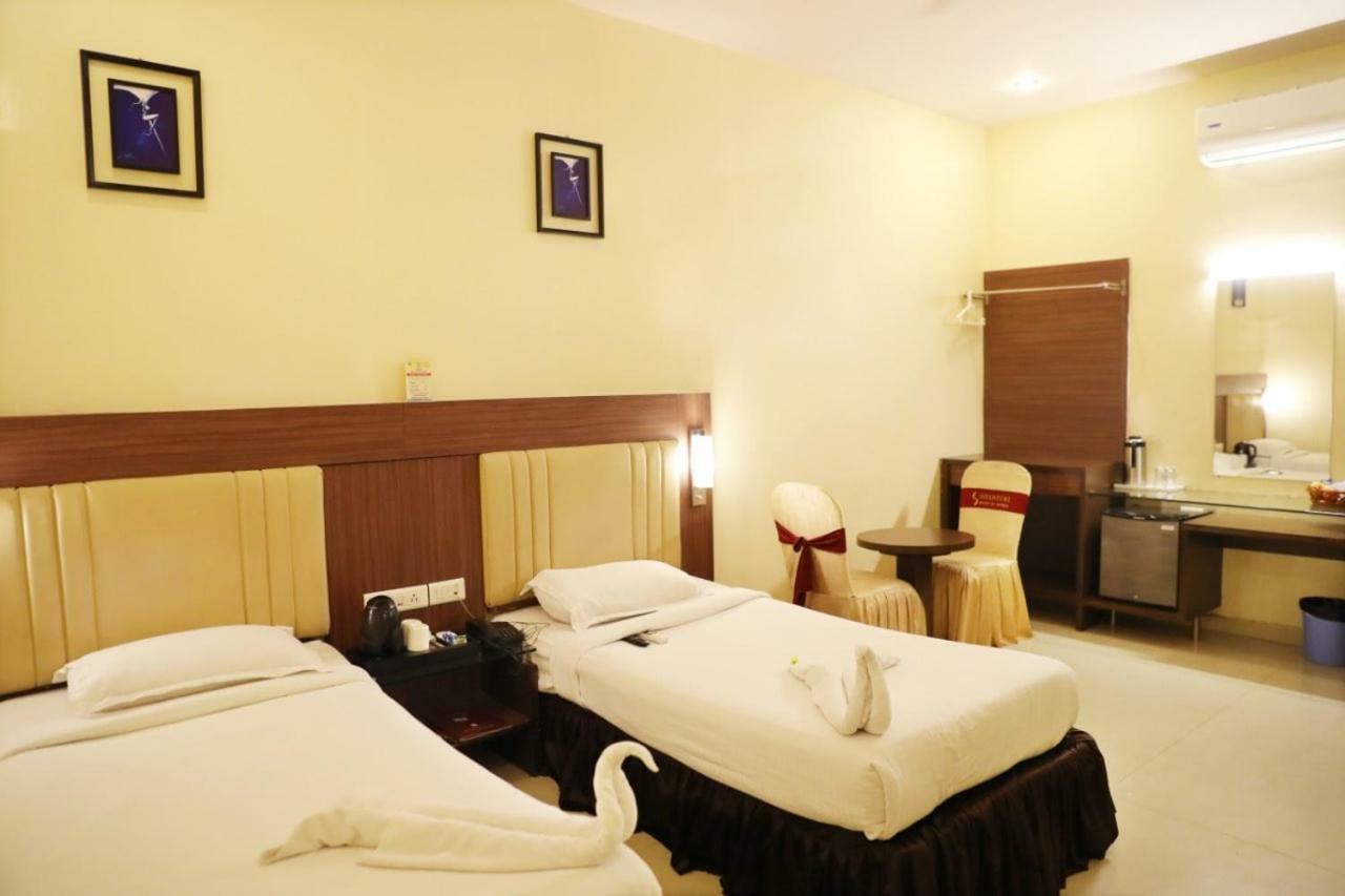 Hotel Swagath Grand Nagole Хидерабад Екстериор снимка